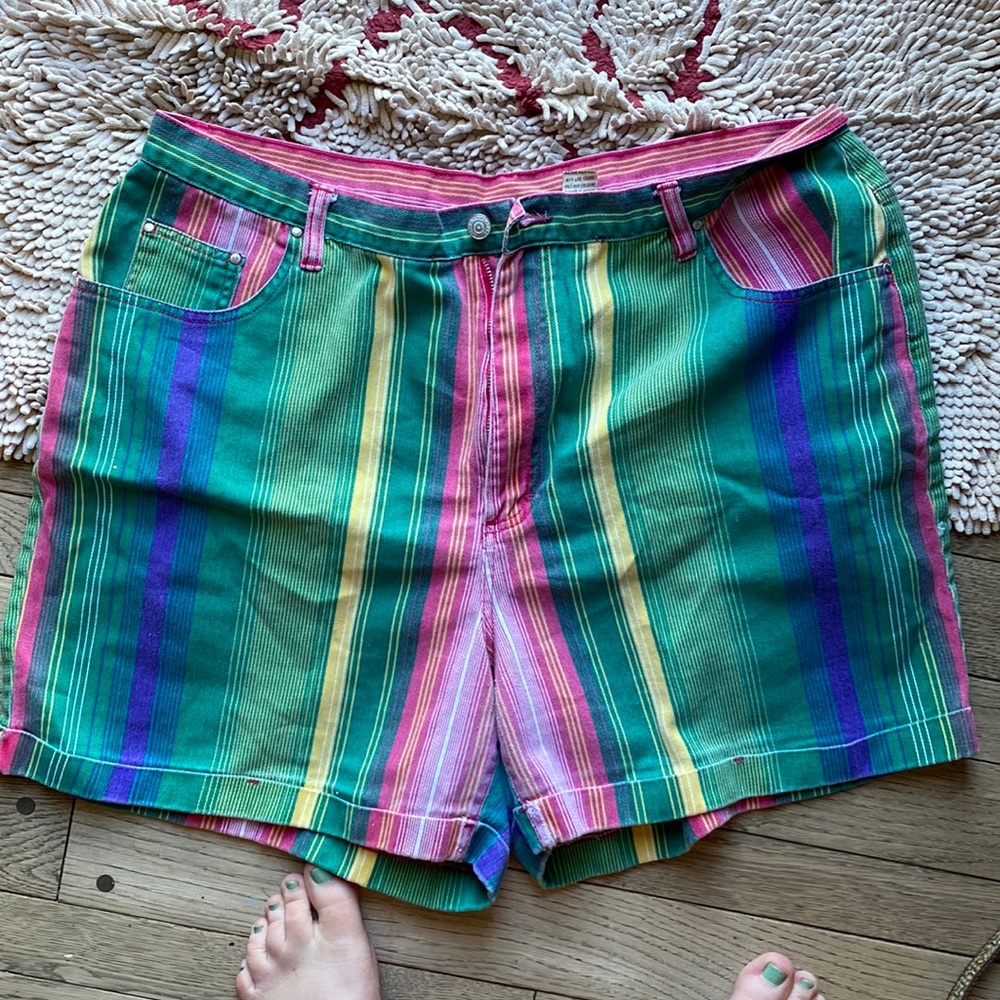 VINTAGE Plus Size Gitano Rainbow 🌈 Stripped Cuffed Shorts Size 24W